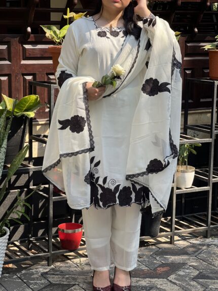 Black& white Farshi salwar